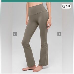 ALO Yoga Airbrush 7/8 Bootcut Leggings